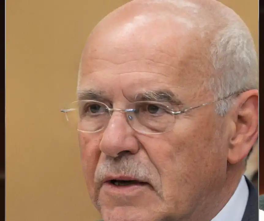 Youssef Tahiri, Klantadviseur